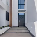 Mood شقة بلدة كوس